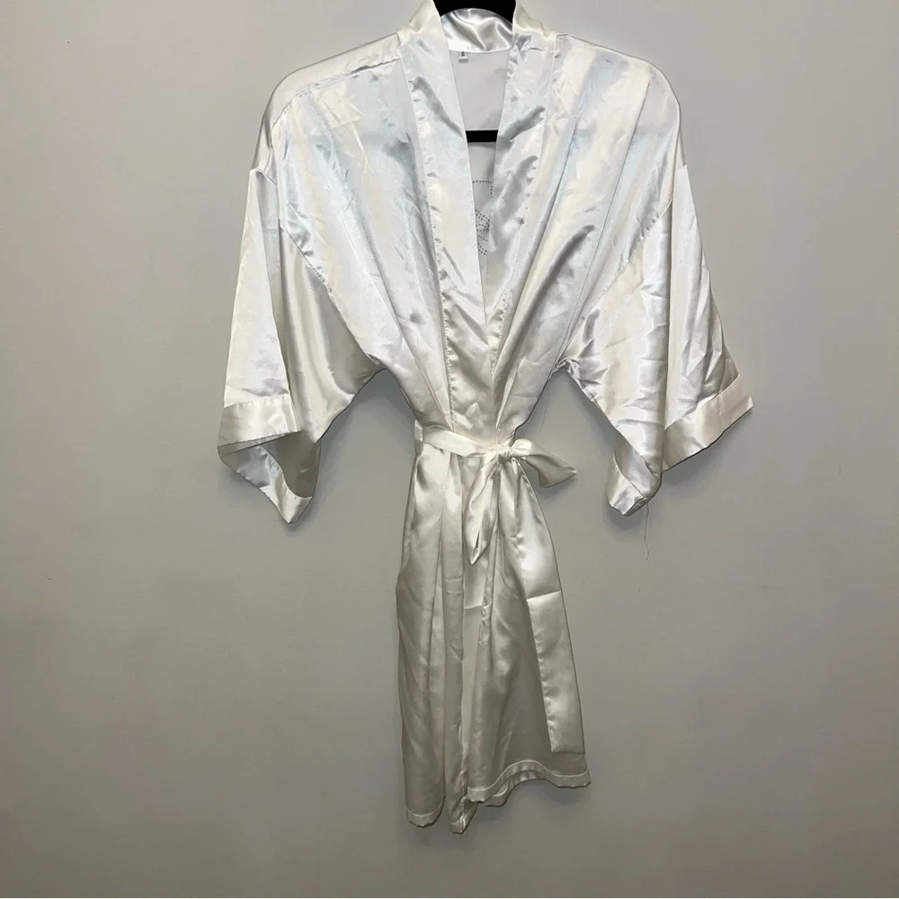 Bride Robe - Picture 5 of 6